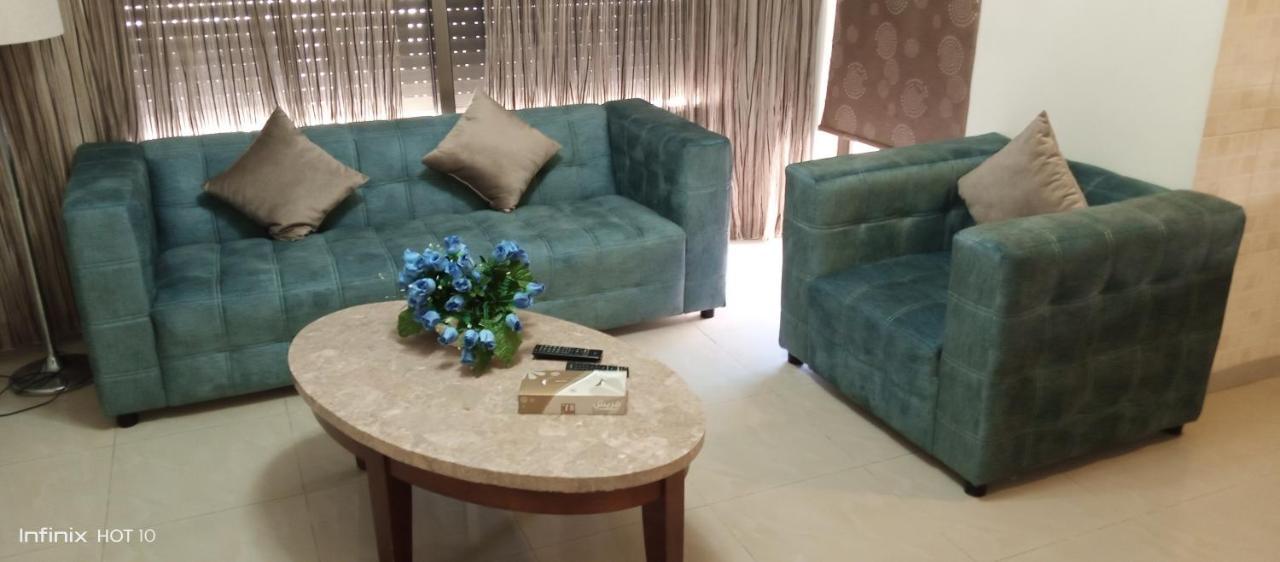 Uptown Hotel Apartment Amman Bagian luar foto
