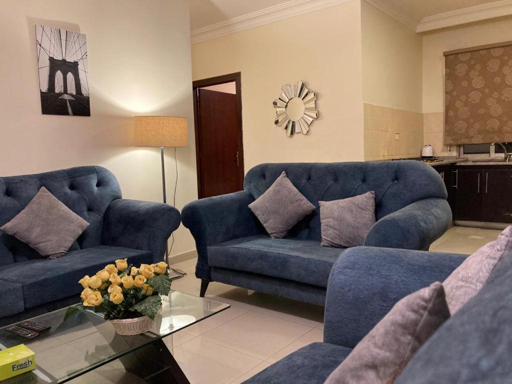 Uptown Hotel Apartment Amman Bagian luar foto