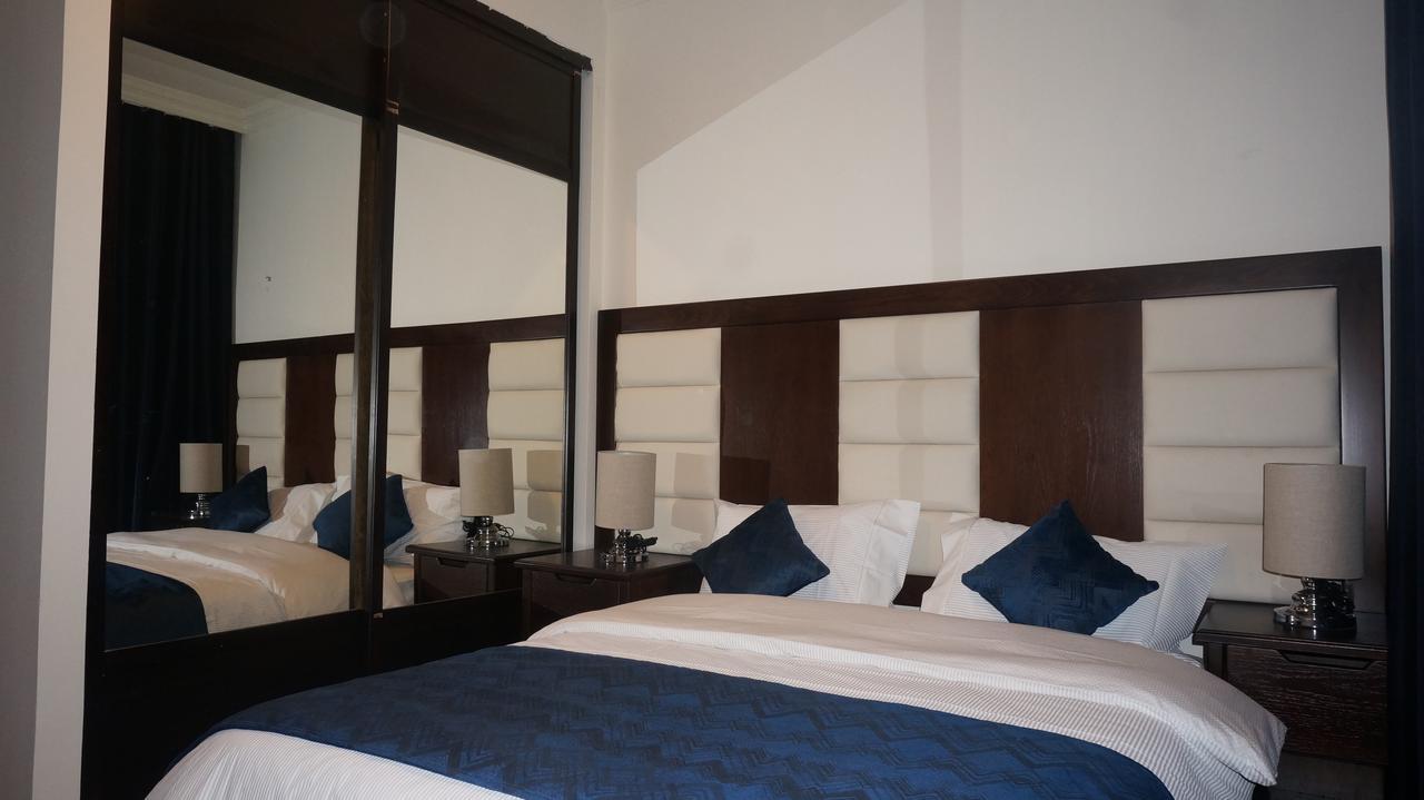 Uptown Hotel Apartment Amman Bagian luar foto