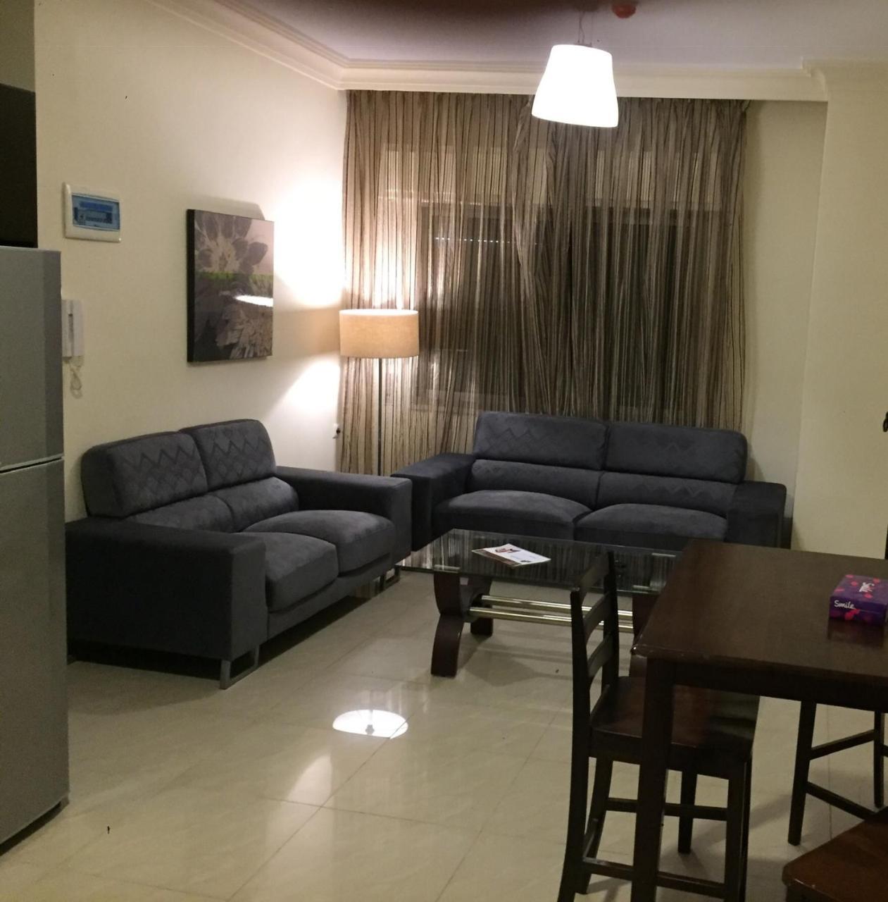 Uptown Hotel Apartment Amman Bagian luar foto