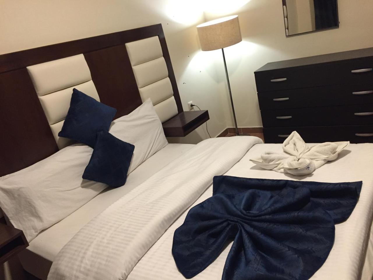 Uptown Hotel Apartment Amman Bagian luar foto
