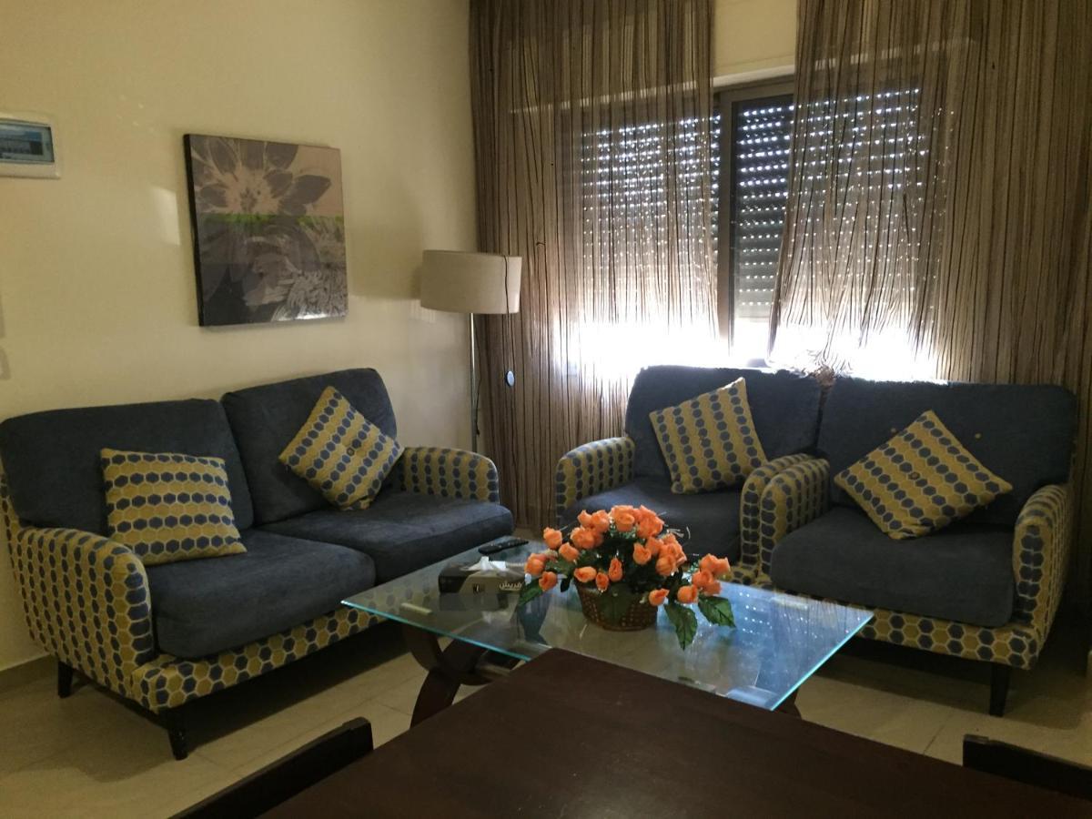 Uptown Hotel Apartment Amman Bagian luar foto